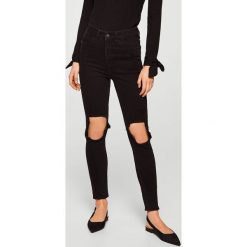 Mango - Jeansy Soho. Szare jeansy damskie skinny marki Mango, z aplikacjami, z elastanu, z podwyższonym stanem. W wyprzedaży za 69,90 zł.