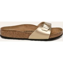 Birkenstock - Klapki Madrid Bs. Żółte klapki damskie Birkenstock, bez wzorów, z gumy, bez obcasa, na obcasie. W wyprzedaży za 199,90 zł.