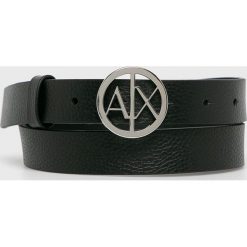 Armani Exchange - Pasek skórzany. Czerwone paski damskie Armani Exchange, w paski, ze skóry. Za 279,90 zł.