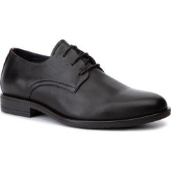 Półbuty TOMMY HILFIGER - Core Leather Lace Up Shoe FM0FM02547 Black BDS. Czarne buty wizytowe męskie TOMMY HILFIGER, bez wzorów, ze skóry, eleganckie, bez zapięcia. W wyprzedaży za 399,00 zł.