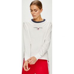 Tommy Jeans - Bluzka. Białe bluzki damskie Tommy Jeans, s, bez wzorów, z bawełny, casualowe, z okrągłym kołnierzem, bez rękawów. W wyprzedaży za 139,90 zł.