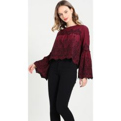 Bluzki damskie: Miss Selfridge Petite SCHIFFLEY Bluzka burgundy