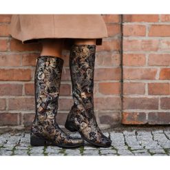 Kozaki - skóra naturalna - model 160 - kolor złota mozaika. Żółte kozaki damskie Zapato, na co dzień, na zimę, z jeansu, eleganckie, przed kolano, na niskim obcasie, na płaskiej podeszwie, bez zapięcia. W wyprzedaży za 399,20 zł.