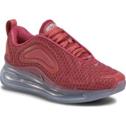Buty NIKE - Air Max 720 CT3430 800 Light Redwood/Metallic Silver. Czerwone półbuty damskie Nike, bez wzorów, z tworzywa sztucznego, bez obcasa, na płaskiej podeszwie, bez zapięcia. Za 819,00 zł.