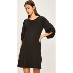 Answear - Sukienka. Czarne sukienki damskie ANSWEAR, na co dzień, s, bez wzorów, z elastanu, casualowe, z okrągłym kołnierzem, bez rękawów, mini, proste. W wyprzedaży za 49,90 zł.