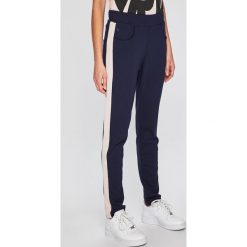 G-Star Raw - Spodnie. Niebieskie spodnie damskie G-Star RAW, s, bez wzorów, z elastanu, retro. W wyprzedaży za 249,90 zł.