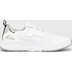 S. Oliver - Buty. Białe buty sportowe damskie S.Oliver, bez wzorów, z gumy, sportowe. W wyprzedaży za 149,90 zł.