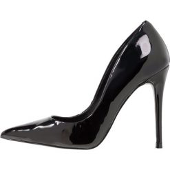 Steve Madden DAISIE Szpilki black. Czarne czółenka damskie Steve Madden, bez wzorów, ze skóry ekologicznej, klasyczne, bez obcasa, na szpilce, bez zapięcia. Za 419,00 zł.