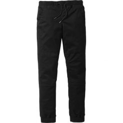 Spodnie z gumką w talii ze stretchem Slim Fit bonprix czarny. Czarne spodnie męskie bonprix, m, bez wzorów. Za 129,99 zł.