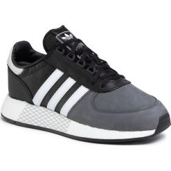 Buty adidas - Marathon Tech EF4396 Cblack/Ftwwht/Gresix. Czarne półbuty męskie Adidas, na co dzień, bez wzorów, ze skóry ekologicznej, eleganckie, bez zapięcia. W wyprzedaży za 419,00 zł.
