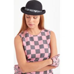 KAPELUSZ EMPORIO ARMANI. Kapelusze damskie Emporio Armani, bez wzorów, eleganckie. Za 569,00 zł.