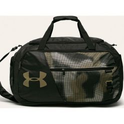 Under Armour - Torba. Czarne torebki damskie sportowe Under Armour, w paski, z poliesteru, sportowe, bez dodatków. W wyprzedaży za 169,90 zł.