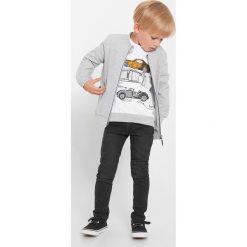 Coccodrillo - Bluza dziecięca 92-122 cm. Szare bluzy chłopięce COCCODRILLO, bez wzorów, z dzianiny, bez rękawów, bez kaptura. Za 85,90 zł.