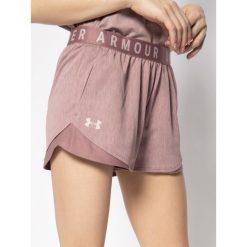 Szorty sportowe Under Armour Ua Play Up 3.0 1349125. Różowe spodnie damskie Under Armour, xs, z poliesteru. W wyprzedaży za 89,00 zł.