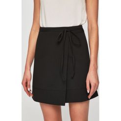 Answear - Spódnica. Czarne spódniczki damskie ANSWEAR, na co dzień, s, bez wzorów, z elastanu, casualowe, mini, proste. W wyprzedaży za 59,90 zł.