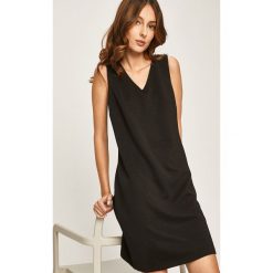 Answear - Sukienka. Czarne sukienki damskie ANSWEAR, na co dzień, s, bez wzorów, z elastanu, casualowe, bez kołnierzyka, bez rękawów, mini, proste. W wyprzedaży za 99,90 zł.
