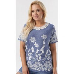 Niebieska Bluzka Bellatrix. Niebieskie bluzki damskie Born2be, xl, bez wzorów, bez kołnierzyka, bez rękawów. W wyprzedaży za 39,99 zł.