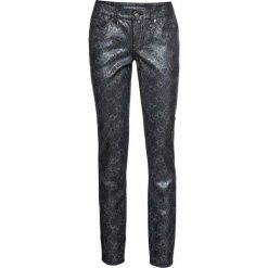 Dżinsy SKINNY we wzór skóry węża bonprix czarny we wzór skóry węża. Czarne jeansy damskie bonprix. Za 124,99 zł.