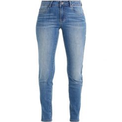 Kaffe STINE Jeansy Slim Fit light blue denim. Szare rurki damskie Kaffe, z elastanu. Za 339,00 zł.