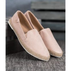 Klasyczne pudrowe espadryle. Espadryle damskie SHELOVET, bez wzorów, ze skóry ekologicznej, bez obcasa. Za 89,90 zł.