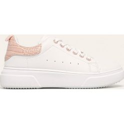Answear - Buty. Białe buty sportowe damskie ANSWEAR, z gumy. W wyprzedaży za 59,90 zł.