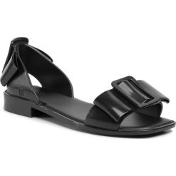 Sandały MELISSA - Aurora Ad 32687 Black 01003. Czarne klapki damskie Melissa, bez wzorów, z tworzywa sztucznego, bez obcasa, na obcasie. Za 289,00 zł.