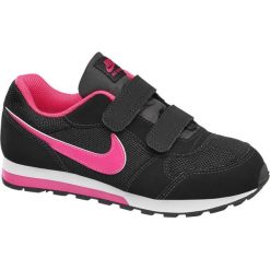 Buty dziecięce Nike Md Runner 2 NIKE czarne. Czarne buciki niemowlęce Nike, z gumy, na rzepy. Za 159,90 zł.