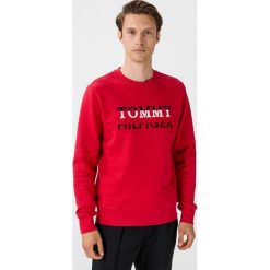 Tommy Hilfiger Bluza Czerwony. Czerwone bluzy męskie TOMMY HILFIGER, s, z haftami, z bawełny, bez kołnierzyka, bez rękawów, bez kaptura. Za 514,95 zł.