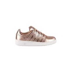 Buty K-Swiss Classic VN Aged Foil. Różowe trampki i tenisówki damskie marki K-SWISS, bez wzorów, bez zapięcia. Za 132,30 zł.