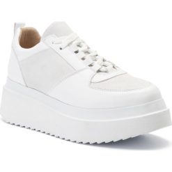 Sneakersy EVA MINGE - EM-11-05-000040 102. Białe półbuty damskie Eva Minge, bez wzorów, ze skóry, bez obcasa, na obcasie, bez zapięcia. W wyprzedaży za 239,00 zł.