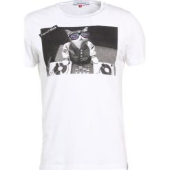 T-shirty męskie: French Kick MAX Tshirt z nadrukiem white