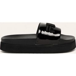Fila - Klapki Morro Bay Zeppa F. Zielone klapki damskie Fila, bez wzorów, z gumy, bez obcasa, na obcasie. Za 219,90 zł.