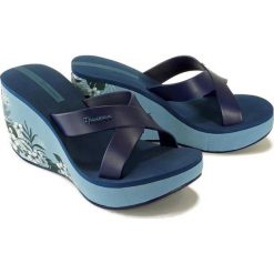 IPANEMA 82534 LIPSTICK STRAPS V FEM 20729 blue/blue, klapki damskie. Niebieskie koturny damskie Ipanema, bez obcasa, na koturnie, bez zapięcia. Za 129,90 zł.