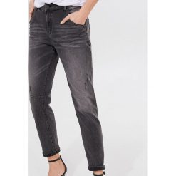 Jeansy boyfriend - Szary. Szare jeansy damskie Mohito. Za 119,99 zł.