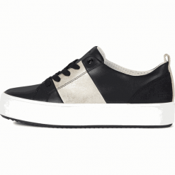 Geox tenisówki damskie Blomiee High D02DZA 0BCBN 40 czarne. Czarne trampki i tenisówki damskie Geox, bez wzorów, bez zapięcia. Za 389,00 zł.