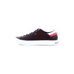 Buty Tommy Hilfiger FM01947. Niebieskie trampki męskie TOMMY HILFIGER, bez wzorów, bez zapięcia. Za 197,46 zł.