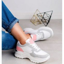 CASUALOWE SNEAKERSY. Trampki i tenisówki damskie SHELOVET, bez wzorów, bez zapięcia. Za 71,90 zł.