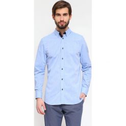 KOSZULA DŁUGI RĘKAW MĘSKA. Szare koszule męskie slim marki Top Secret, na lato, m, z dzianiny, z klasycznym kołnierzykiem. Za 39,99 zł.