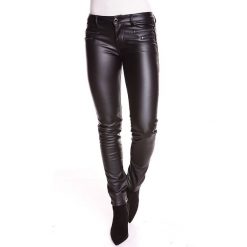 Spodnie "Lover" - Slim fit - w kolorze czarnym. Czarne rurki damskie Saint Germain Paris, s, ze skóry. W wyprzedaży za 128,95 zł.
