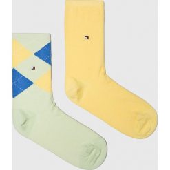 Tommy Hilfiger - Skarpetki (2-pack). Żółte skarpetki damskie TOMMY HILFIGER, bez wzorów, z elastanu. W wyprzedaży za 39,90 zł.