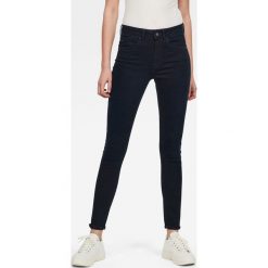 G-Star Raw - Jeansy Lhana. Niebieskie jeansy damskie G-Star RAW, bez wzorów, z bawełny, z podwyższonym stanem. W wyprzedaży za 449,90 zł.