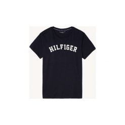 T-shirty z krótkim rękawem Tommy Hilfiger UM0UM00054 TEE LOGO. Niebieskie t-shirty męskie TOMMY HILFIGER, xl, bez wzorów, bez kołnierzyka, krótkie. Za 104,95 zł.