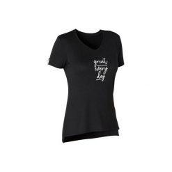 Koszulka krótki rękaw slim Gym & Pilates 510 damska. Różowe t-shirty damskie DOMYOS, xl, bez wzorów, z elastanu, bez kołnierzyka, z krótkim rękawem, krótkie, bez kaptura, na jogę i pilates. Za 39,99 zł.