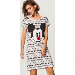 Koszula nocna Mickey Mouse - Biały. Białe koszule nocne damskie marki Reserved, z motywem z bajki. Za 59,99 zł.