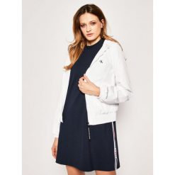 Kurtka przejściowa Calvin Klein Jeans J20J213530. Czarne kurtki damskie Calvin Klein Jeans, m, bez wzorów, z poliesteru, bez kaptura. W wyprzedaży za 519,00 zł.