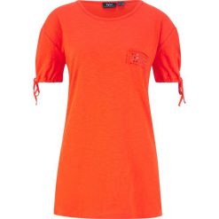 T-shirt bawełniany z cekinami bonprix czerwona pomarańcza. Pomarańczowe t-shirty damskie bonprix, bez wzorów, z bawełny, bez kołnierzyka. Za 21,99 zł.