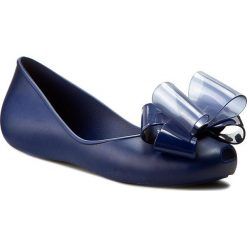 Baleriny ZAXY - Link Ballerina Fem 82038 Navy 90096 W285033 02064. Niebieskie baleriny damskie Zaxy, bez wzorów, z tworzywa sztucznego, bez obcasa, bez zapięcia. W wyprzedaży za 149,00 zł.