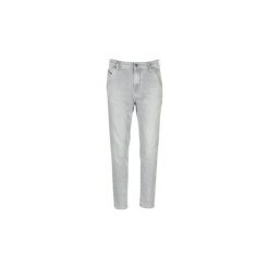 Jeansy boyfriend Diesel FAYZA EVO. Szare jeansy damskie Diesel. Za 524,30 zł.