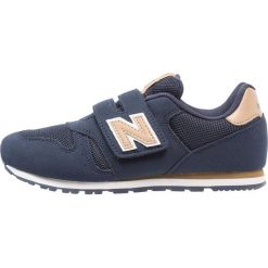 New Balance KV373 Tenisówki i Trampki dark blue. Niebieskie trampki męskie marki New Balance, z tworzywa sztucznego. Za 229,00 zł.
