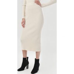 Jasnobeżowa Spódnica Lynness. Brązowe spódniczki damskie Born2be, s, bez wzorów, midi. Za 99,99 zł.